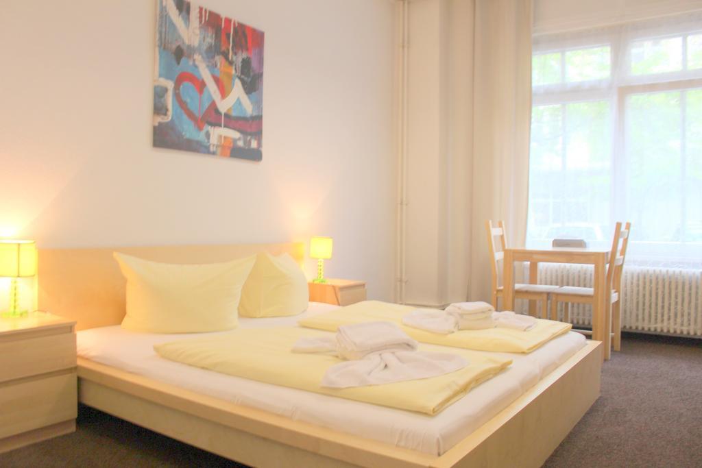 Pension Central Hostel เบอร์ลิน ภายนอก รูปภาพ