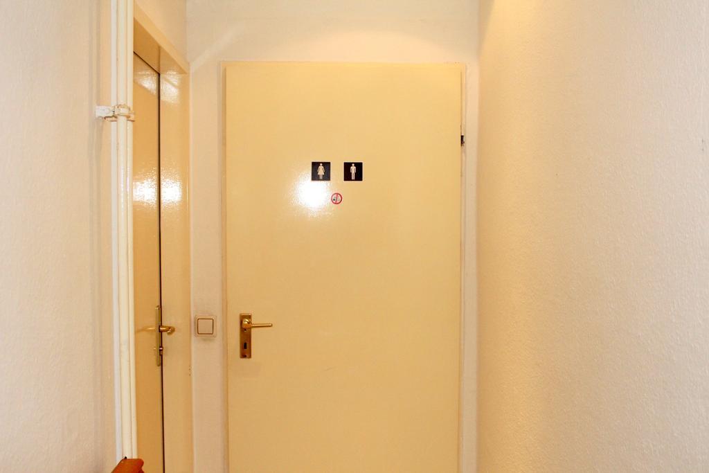 Pension Central Hostel เบอร์ลิน ภายนอก รูปภาพ