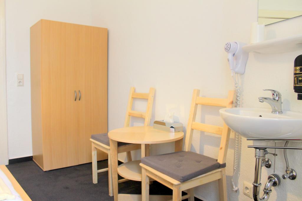 Pension Central Hostel เบอร์ลิน ภายนอก รูปภาพ