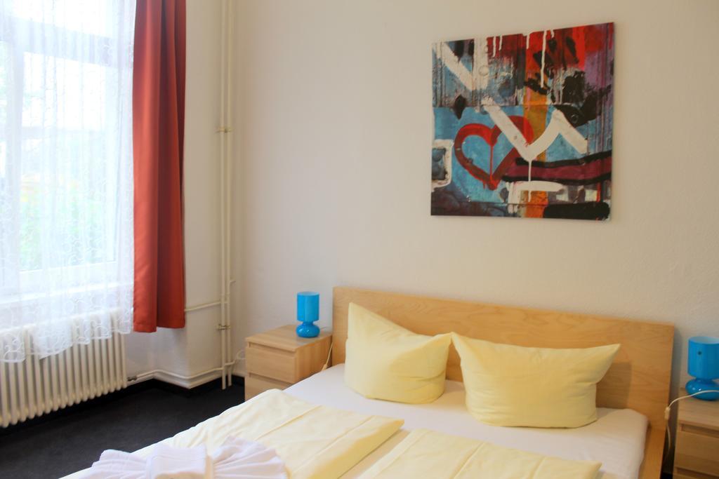 Pension Central Hostel เบอร์ลิน ภายนอก รูปภาพ